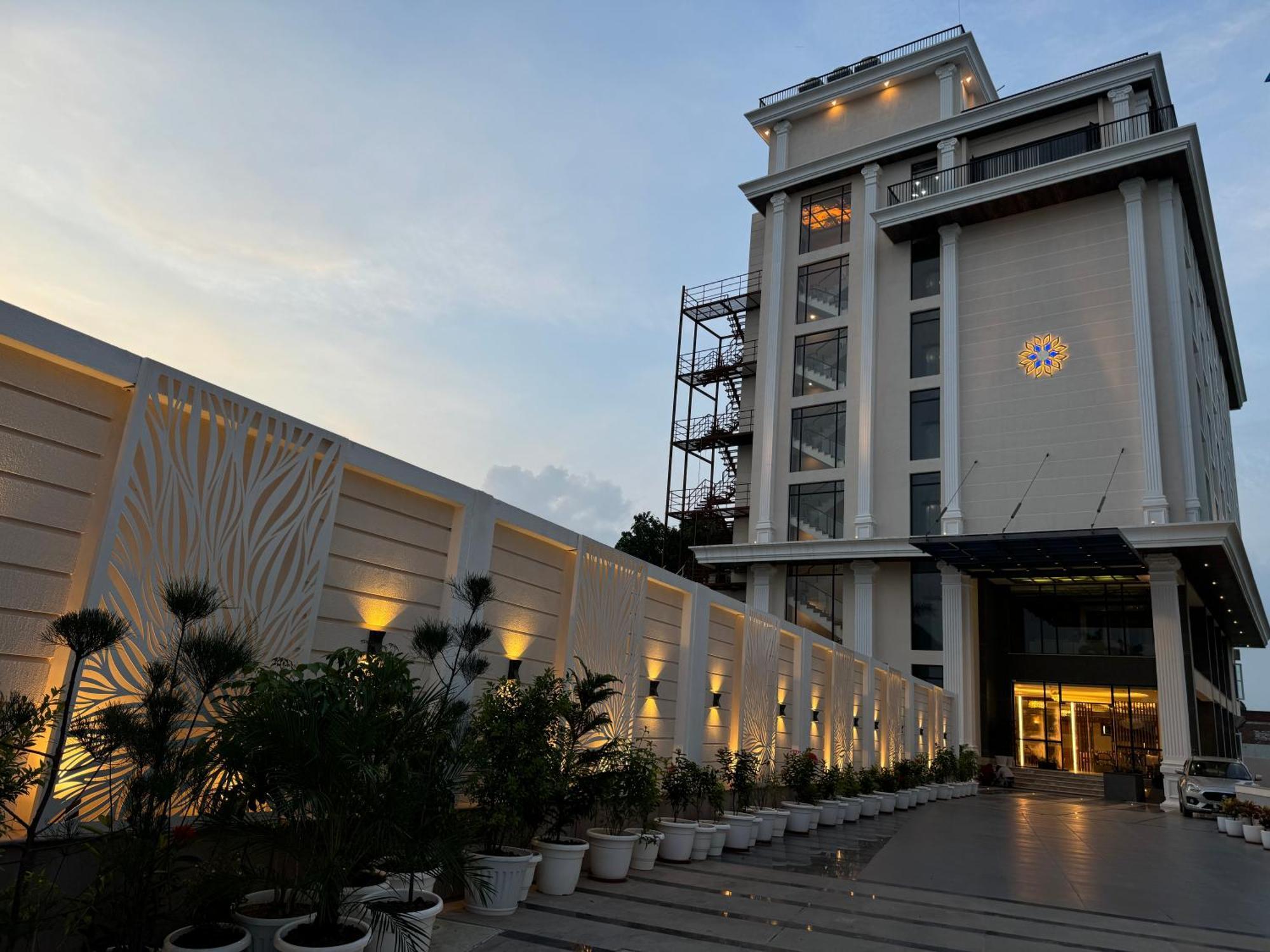 The Mudra Hotel 瓦拉纳西 外观 照片